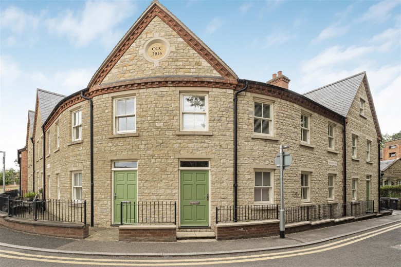 Click the photo for more details of Chantry Lane, Towcester, NN12