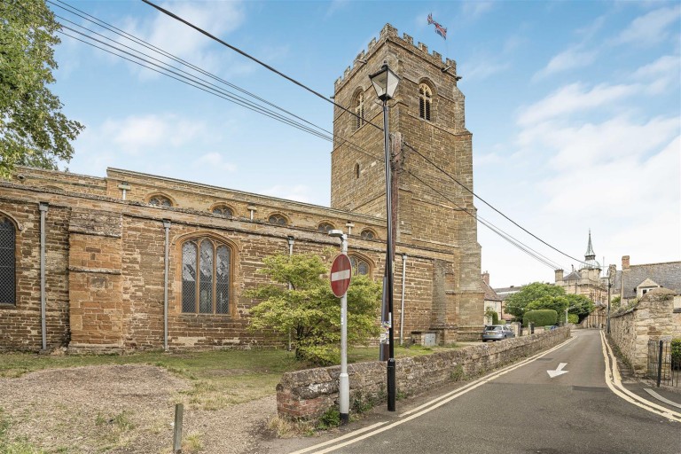 Images for Chantry Lane, Towcester, NN12