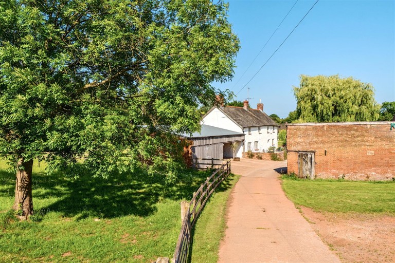 Images for Clyst Hydon, Cullompton, Devon