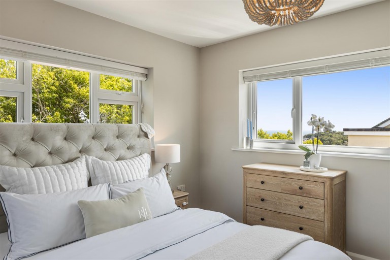 Images for Oxlea Close, Torquay