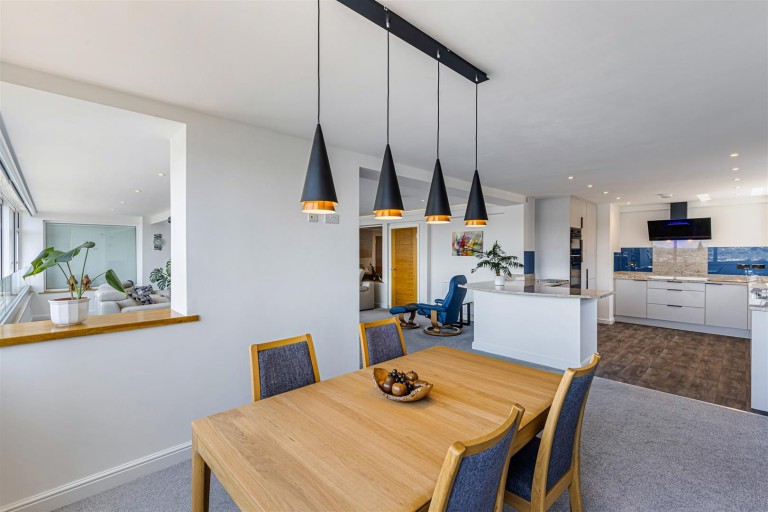 Images for Vane Hill Road, Torquay