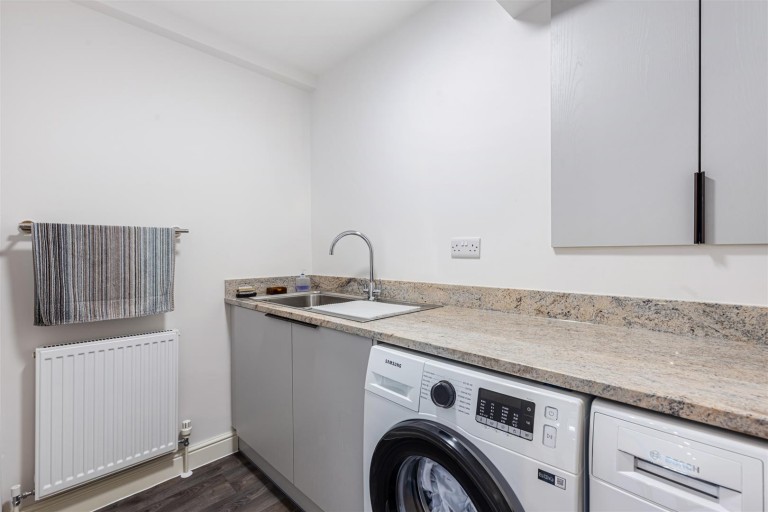 Images for Vane Hill Road, Torquay