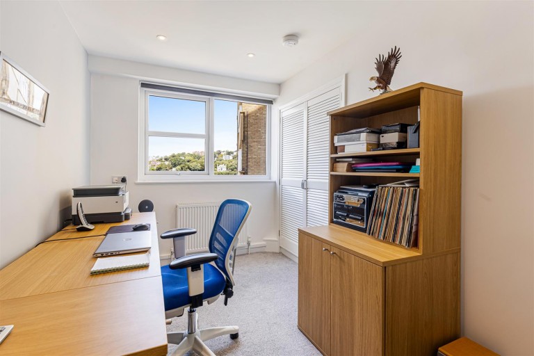 Images for Vane Hill Road, Torquay
