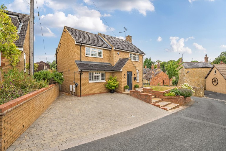 Images for New Road, Greens Norton, NN12