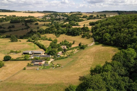 Click the photo for more details of Snowshill, Broadway