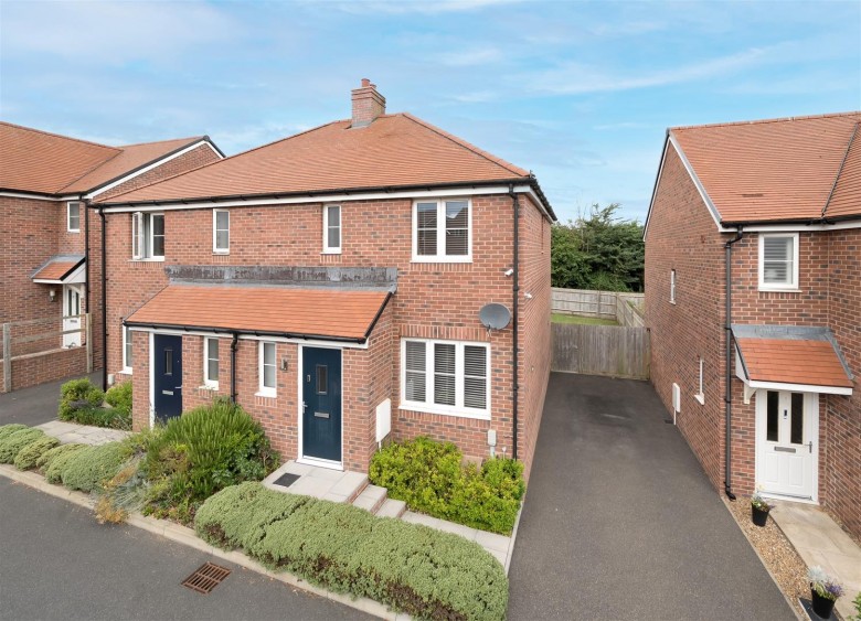 Click the photo for more details of Esme Avenue, Blandford St. Mary, Blandford Forum
