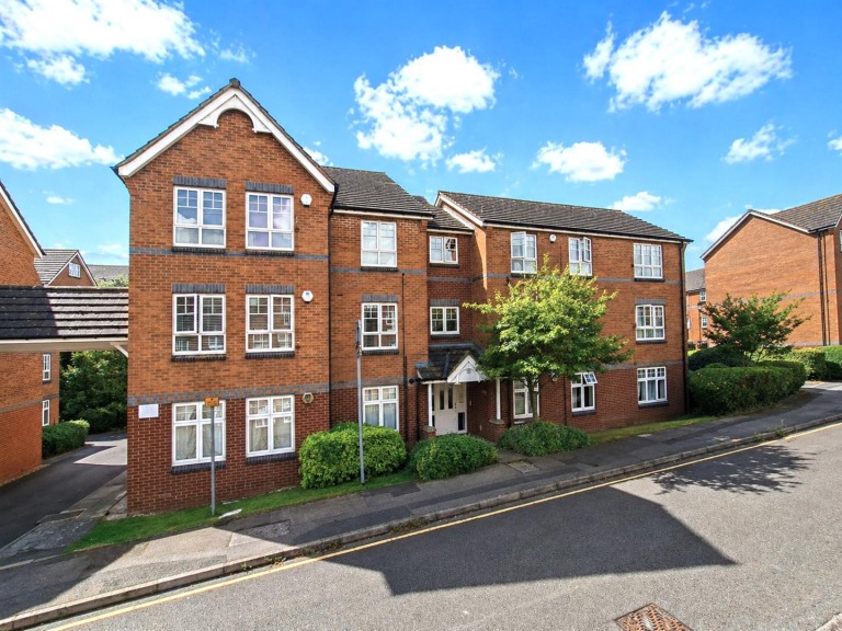 Images for The Nurseries, Northampton, NN1