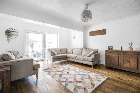 Click the photo for more details of West Street, Weedon, NN7