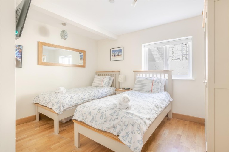 Images for Marine Parade, Lyme Regis