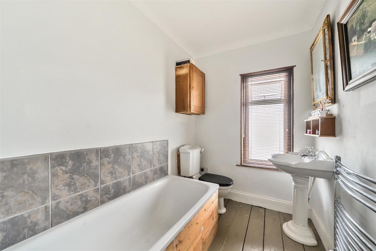 Images for 23 St. Catherines