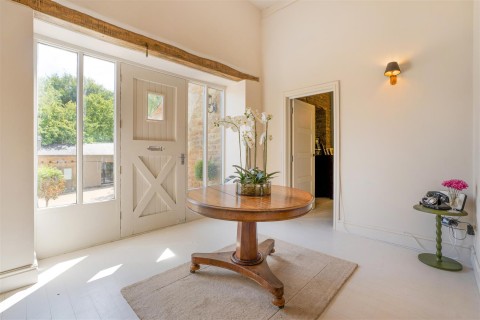 Click the photo for more details of Shutford,Oxfordshire
