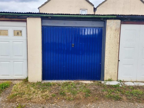Click the photo for more details of Half Acre Lane, Beaminster