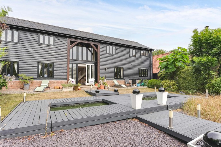 Images for Freezes Barns, Steeple Bumpstead