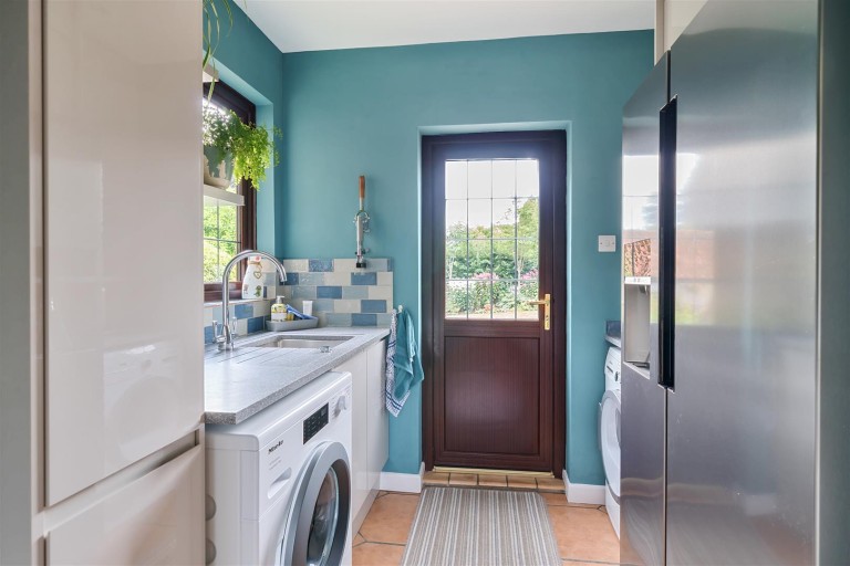 Images for Lower Turners Barn Lane, Yeovil