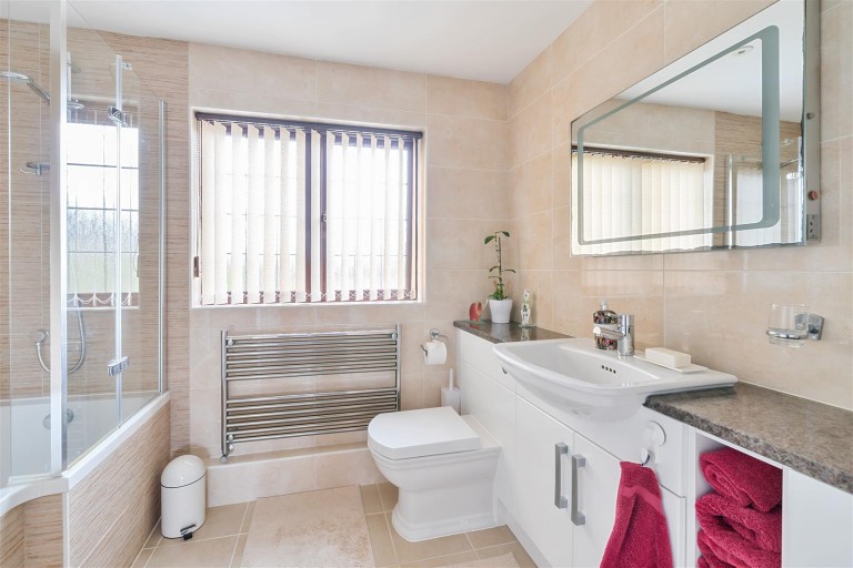 Images for Lower Turners Barn Lane, Yeovil