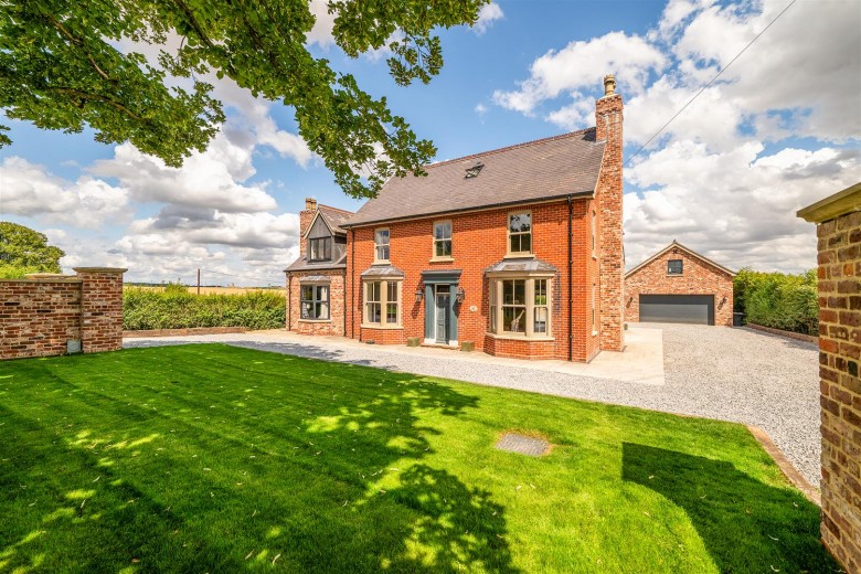 Click the photo for more details of Lincoln Road, Branston, Lincoln