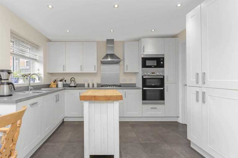 Images for Buttercup Close, Lutterworth, LE17