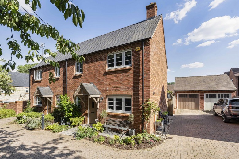 Click the photo for more details of Drayson Way, Towcester, NN12