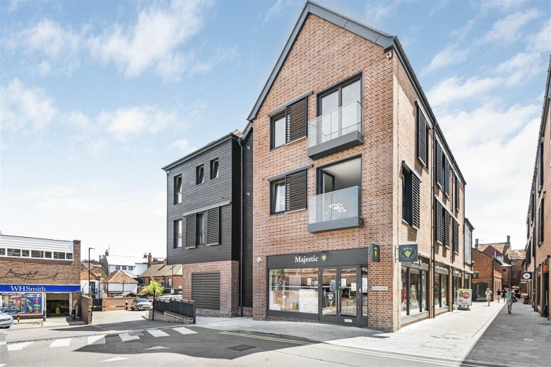 Click the photo for more details of Gardiner Place, Henley-On-Thames