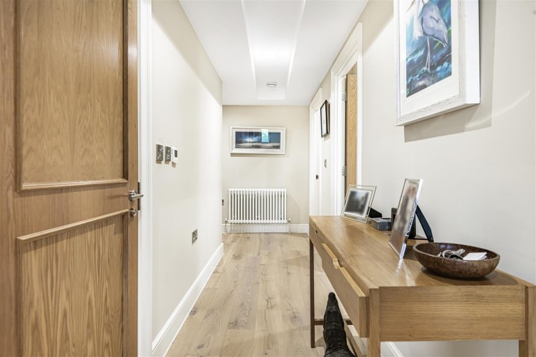 Images for Gardiner Place, Henley-On-Thames