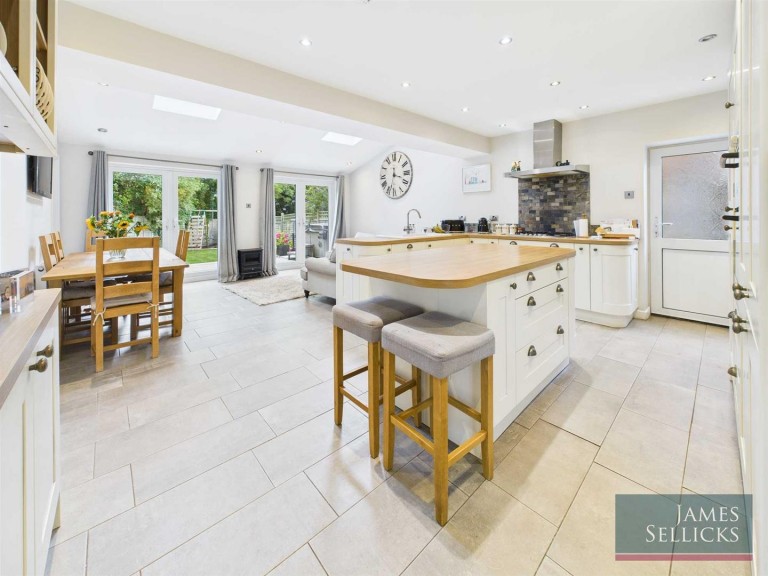 Images for Stonehill Drive, Great Glen, Leicestershire