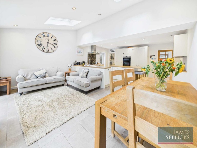 Images for Stonehill Drive, Great Glen, Leicestershire