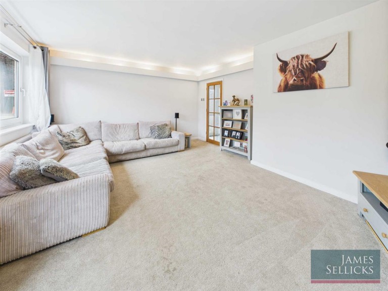 Images for Stonehill Drive, Great Glen, Leicestershire
