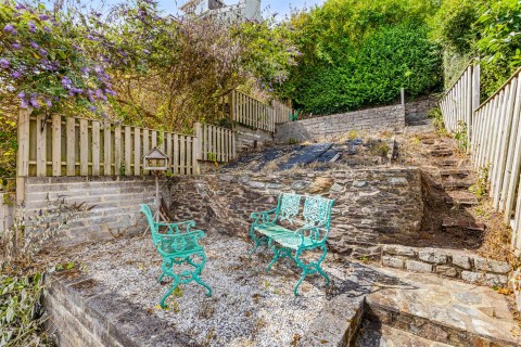 Click the photo for more details of Ford Valley, Dartmouth