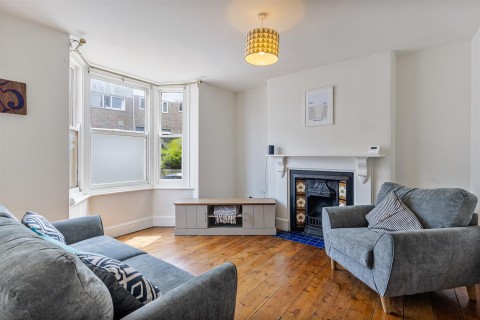 Click the photo for more details of Ford Valley, Dartmouth