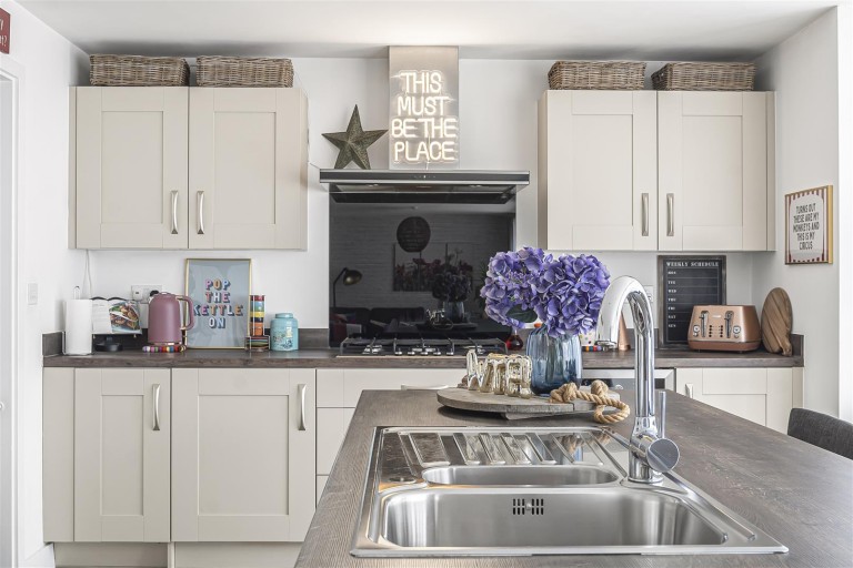 Images for Osborne Road, West Haddon, NN6 7DE