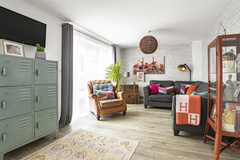 Images for Osborne Road, West Haddon, NN6 7DE