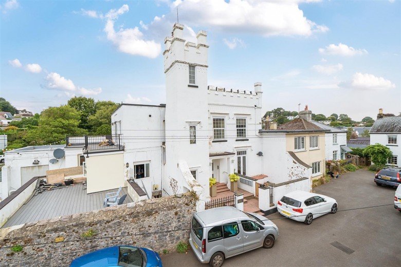 Click the photo for more details of Berkeley Towers, Stoke Gabriel