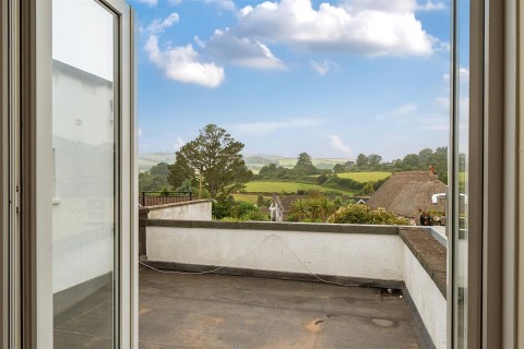 Click the photo for more details of Berkeley Towers, Stoke Gabriel