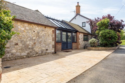 Click the photo for more details of Thorley, Isle of Wight