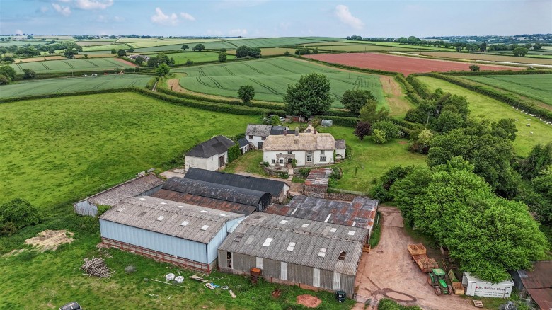 Click the photo for more details of Sampford Courtenay, Okehampton