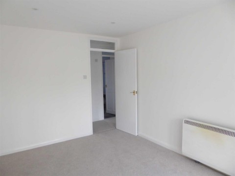 Click the photo for more details of Broome Way, Banbury