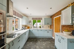 Images for High Street, Stapleford, Lincoln