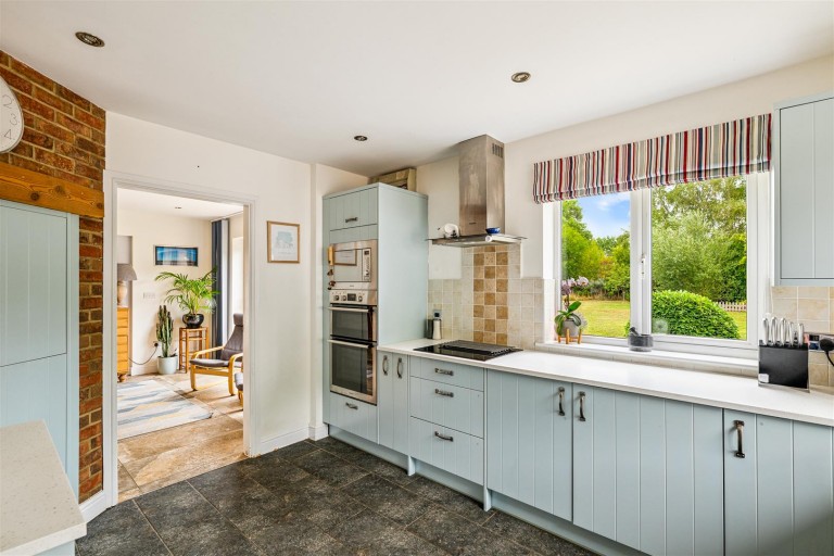 Images for High Street, Stapleford, Lincoln
