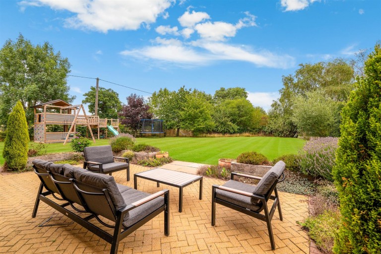 Images for High Street, Stapleford, Lincoln