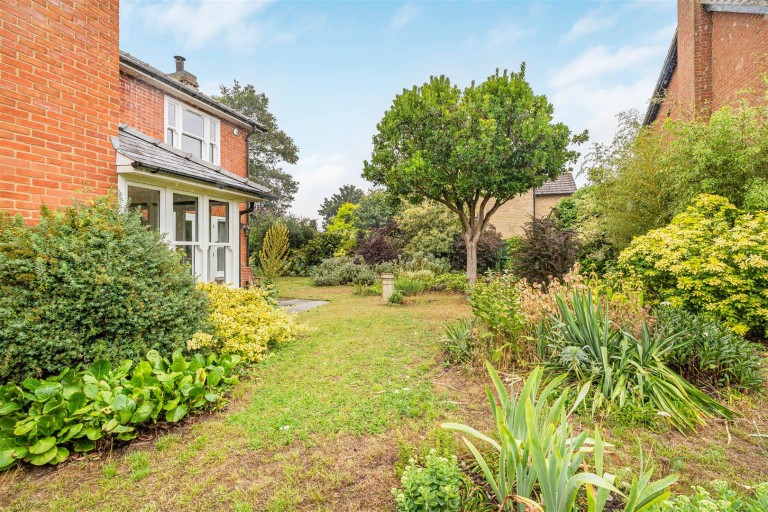 Images for Tea Kettle Lane, Stetchworth