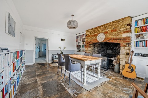 Click the photo for more details of Swan Hill Road, Colyford, Colyton