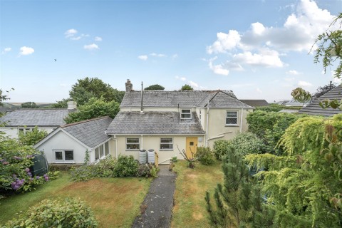 Click the photo for more details of Lanreath, Looe