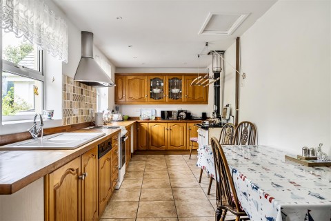 Click the photo for more details of Lanreath, Looe