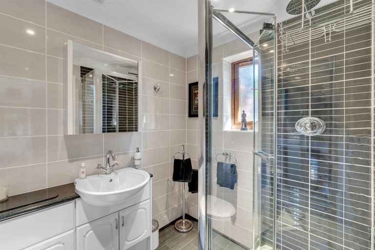 Images for Kilmington, Axminster