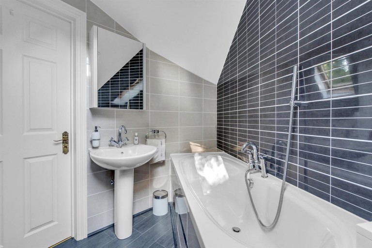 Images for Kilmington, Axminster