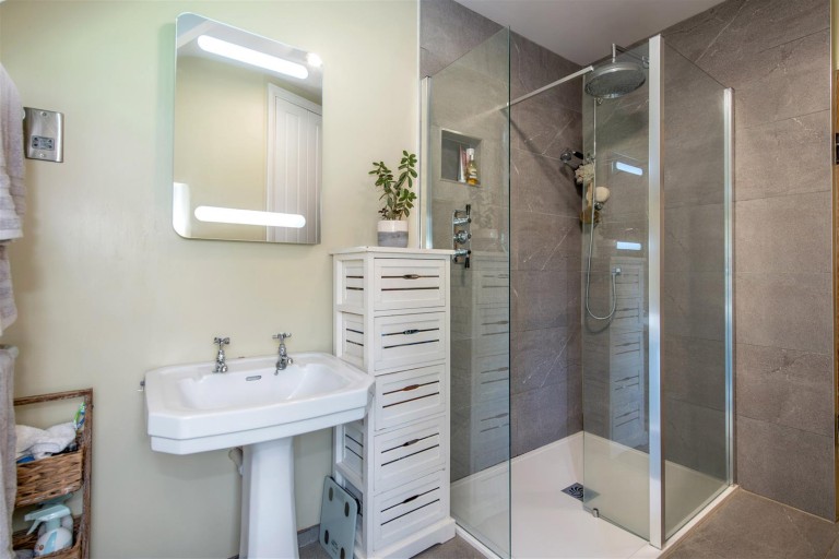 Images for Thurlbear, Taunton
