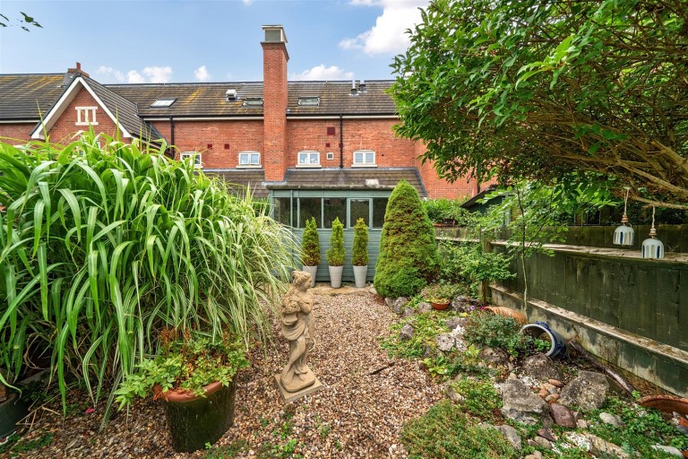 Images for Richmond Road, Towcester, NN12