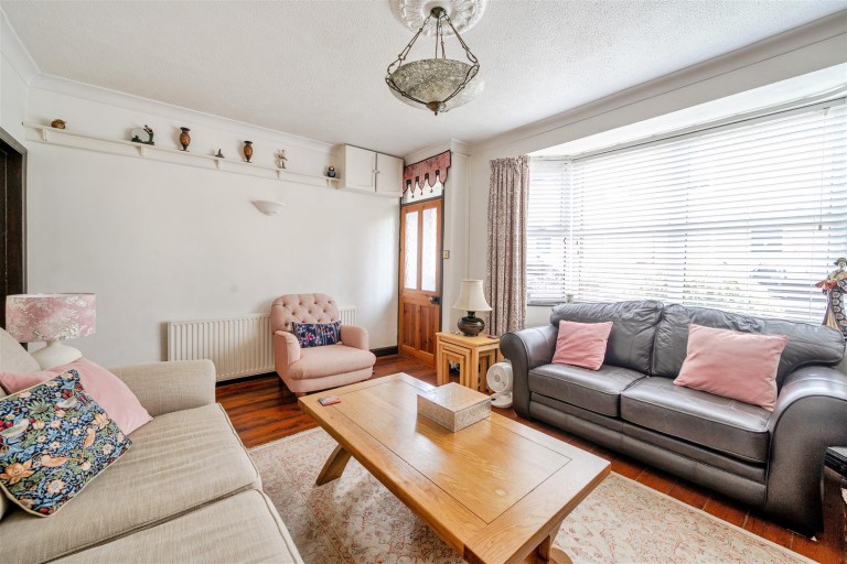 Images for Richmond Road, Towcester, NN12