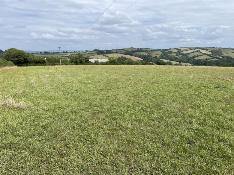 Click the photo for more details of Withleigh, Tiverton