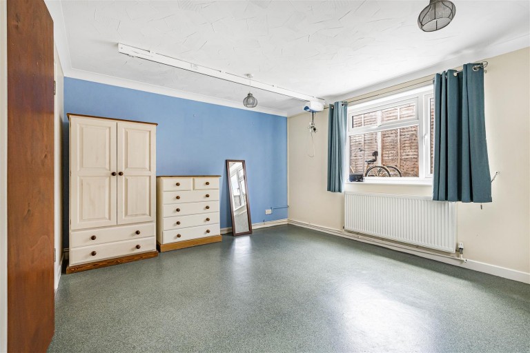 Images for Lester Piggott Way, Newmarket